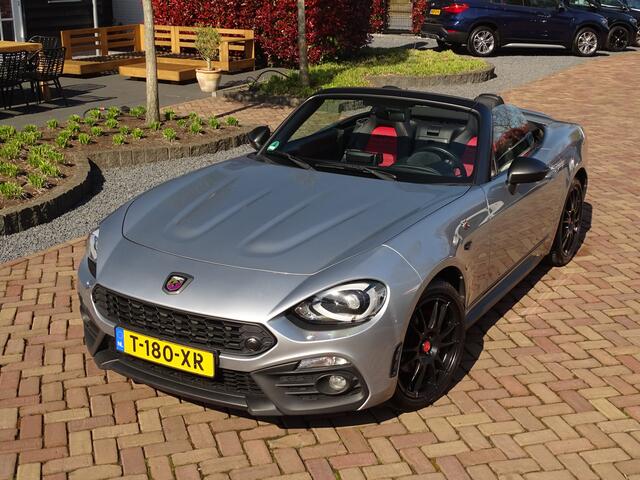 Abarth 124 Spider GT 1.4T Automaat | Carbon Hardtop* | Bose | Camera | Stoelverwarming | Full Options