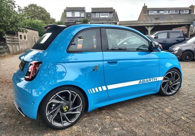 Abarth 500 scorpionissima- Cabrio-Verlaagd- Special!!