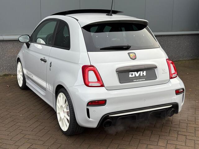 Abarth 500 1.4 T-Jet 595 132kW Competizione