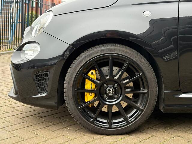 Abarth 500 1.4 T-Jet Competizione