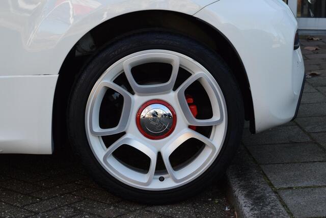 Abarth 500 500C 1.4 T-Jet 595 70th Anniversary