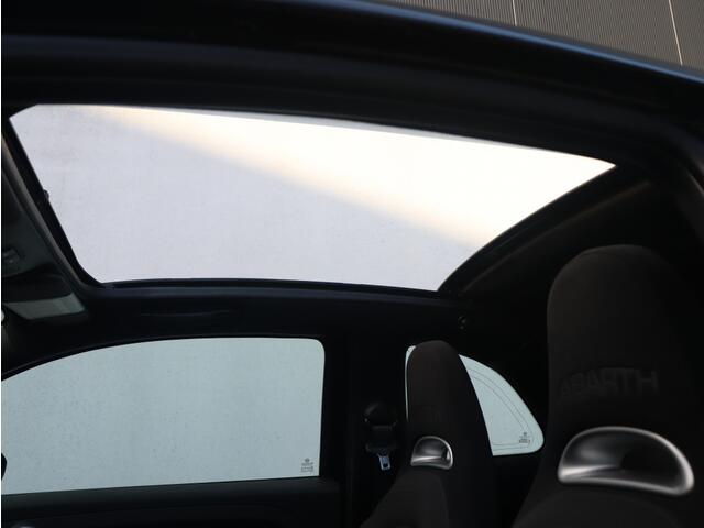 Abarth 595 Cabrio 1.4 T-Jet 160 PK Pista | Navi | Carplay | Monza | 17"