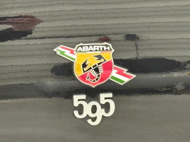 Abarth 595 C 1.4 T-Jet Esseesse
