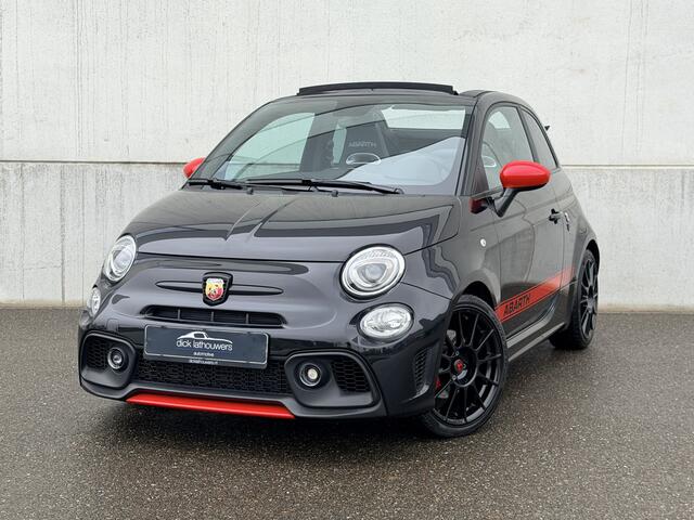 Abarth 595 595C 1.4 T-Jet Abarth Turismo / CARPLAY / AKRAPOVIC / LEDER / CLIMA