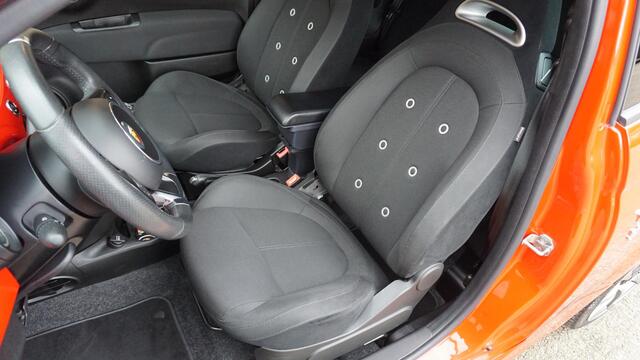 Abarth 595 1.4 T-Jet 145pk Virtual Cockpit 16inch LM *Magneti Marelli Exhaust* 45183km! *NL Auto*