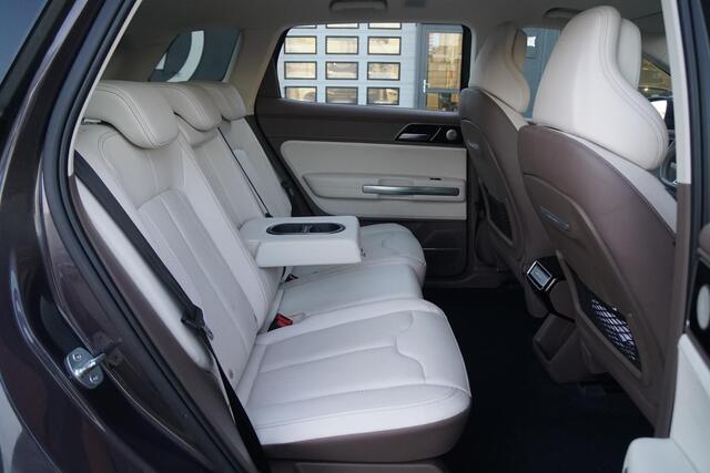 Aiways U5 63kWh Showroom + 360 CAMERA / VOORSTOELEN ELEKTRISCH / APPLE CARPLAY