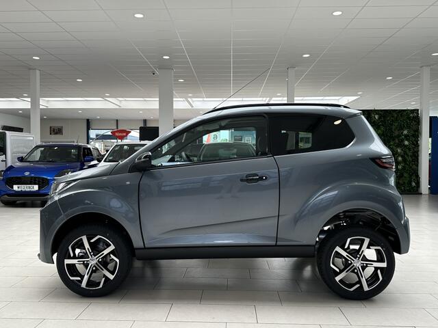 Aixam CROSSOVER Premium [ ANDROID AUTO I CAMERA I DIESEL I HOGE INSTAP ]