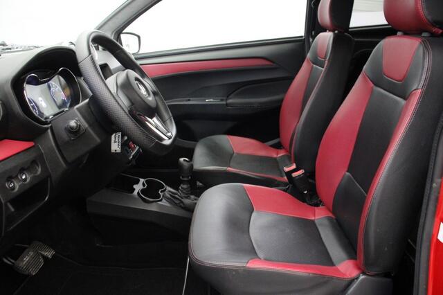 Aixam CROSSOVER dCi Highline Sport - 2019 - 15.901 Km - Camera, PDC, Leer