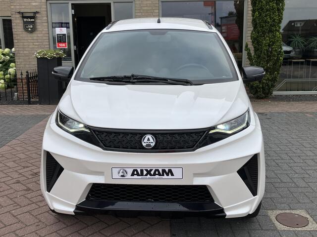 Aixam CROSSOVER e-Crossover Premium | Aangepaste bediening | Standkachel | Dealer