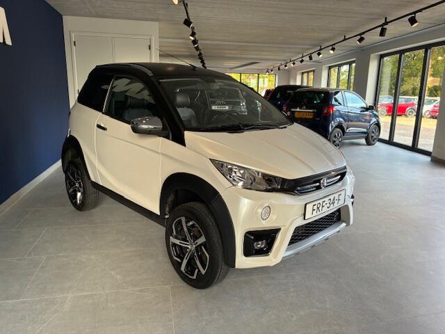 Aixam CROSSOVER Premium brommobiel hoge instap, KUBOTA