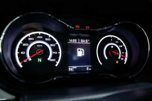 Aixam CROSSOVER SUV / Aluminiumlook Dashboard