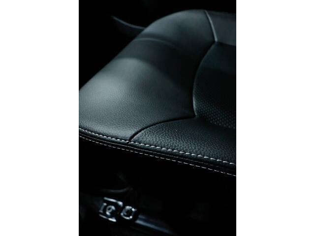 Aixam CROSSOVER SUV / Aluminiumlook Dashboard