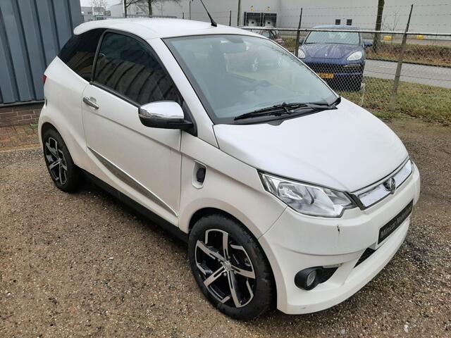 Aixam E-Coupe Brommobiel Premium