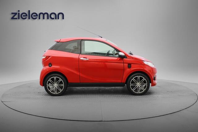 Aixam E-Coupe Premium - 2020 - 9.830 Km - Camera, Leer