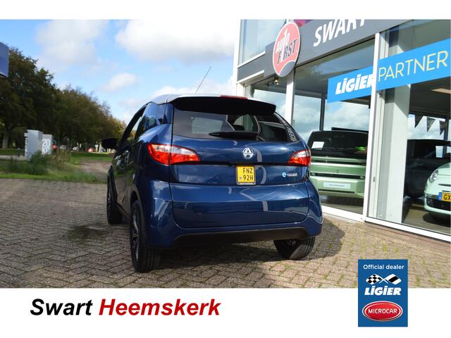 Aixam E-Coupe Brommobiel Premium | 1e eigenaar | Volledig elektrisch | Parkeercamera