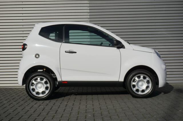 Aixam Easy Acces 45KM/H DIESEL AUTOMAAT | BLUETOOTH | LED!