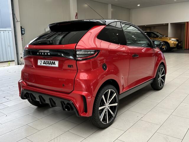 Aixam GTI DEALER [ CARPLAY I CAMERA I DIESEL I VERWARMING ]