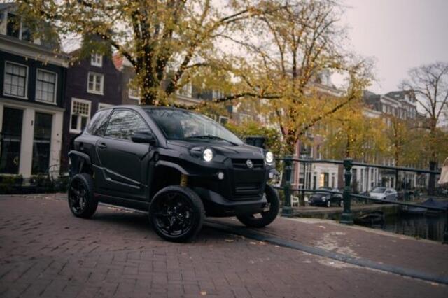 Aixam MEGA Black Edition