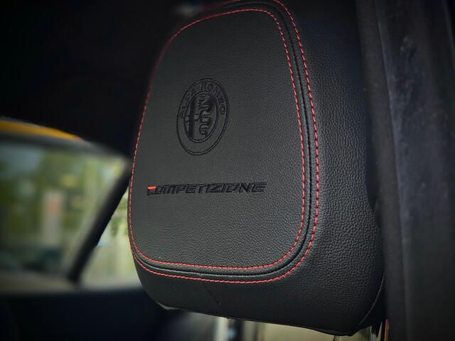 Alfa Romeo GIULIA 2.0 T GME AWD Competizione / RIJASSISTENTIE / HARMAN-KAR. / VERWACHT