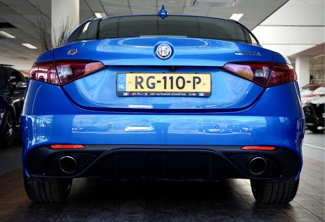 Alfa Romeo GIULIA 2.0 T AWD Veloce