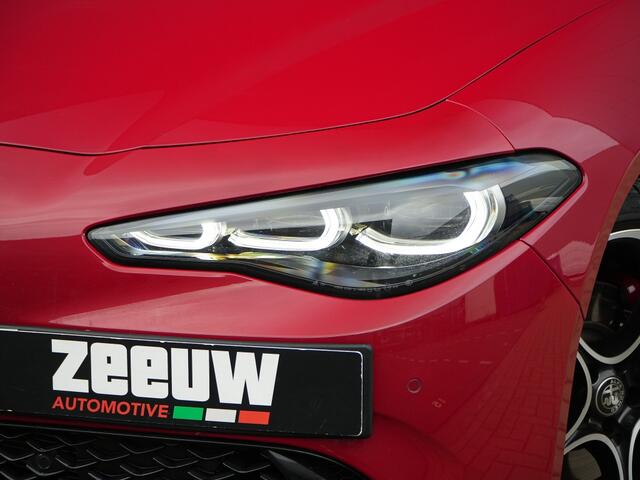 Alfa Romeo GIULIA 2.0 Turbo 280 PK Competizione Q4 AWD | Harman | Veloce | 19"