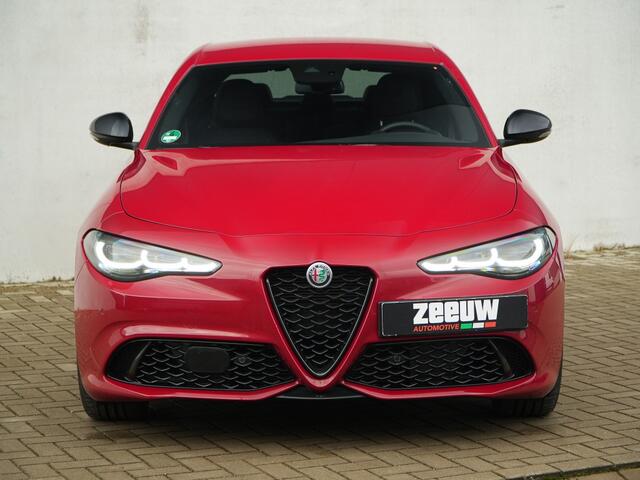 Alfa Romeo GIULIA 2.0 Turbo 280 PK Competizione Q4 AWD | Harman | Veloce | 19"