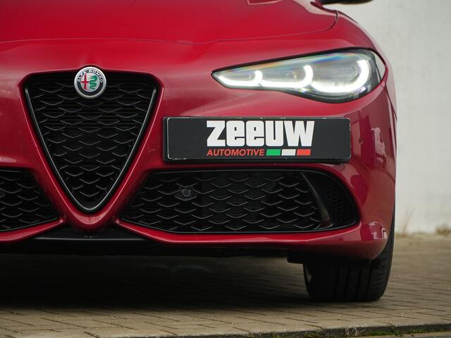 Alfa Romeo GIULIA 2.0 Turbo 280 PK Competizione Q4 AWD | Harman | Veloce | 19"