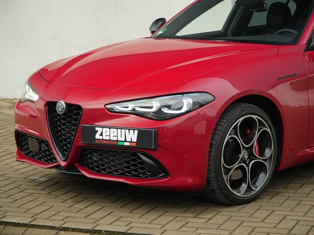 Alfa Romeo GIULIA 2.0 Turbo 280 PK Competizione Q4 AWD | Harman | Veloce | 19"