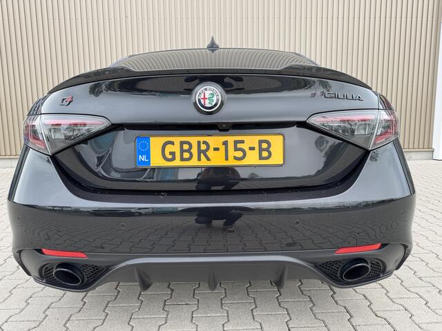 Alfa Romeo GIULIA 2.0 T Veloce Ti AWD