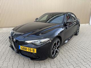 alfa-romeo-giulia-2.0-t-veloce-ti-a