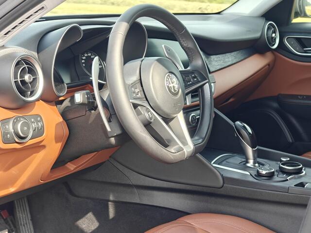 Alfa Romeo GIULIA 2.2 Automaat | Luxe | Leder | Flippers