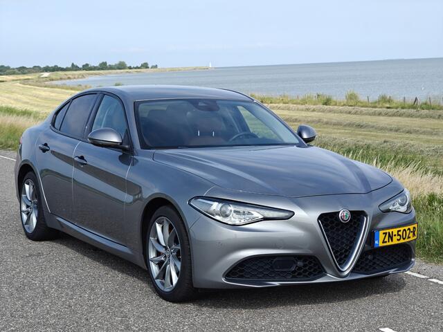 Alfa Romeo GIULIA 2.2 Automaat | Luxe | Leder | Flippers