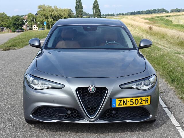 Alfa Romeo GIULIA 2.2 Automaat | Luxe | Leder | Flippers