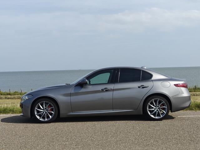Alfa Romeo GIULIA 2.2 Automaat | Luxe | Leder | Flippers