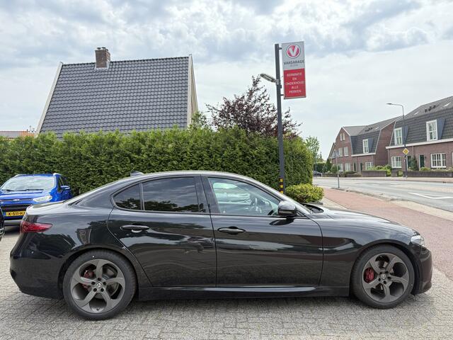 Alfa Romeo GIULIA 2.0T Super 200pk Aut., Orig NL auto | Veloce