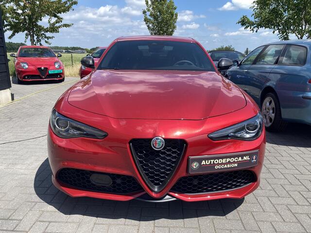 Alfa Romeo GIULIA 2.0 T Veloce Ti AWD Rosso Competitione!!!!