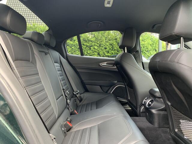 Alfa Romeo GIULIA 2.0T Sprint 200pk Aut., de mooiste!