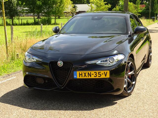 Alfa Romeo GIULIA 2.0T Sprint | Veloce | Raggazzon | 310PK | Draadloos laden