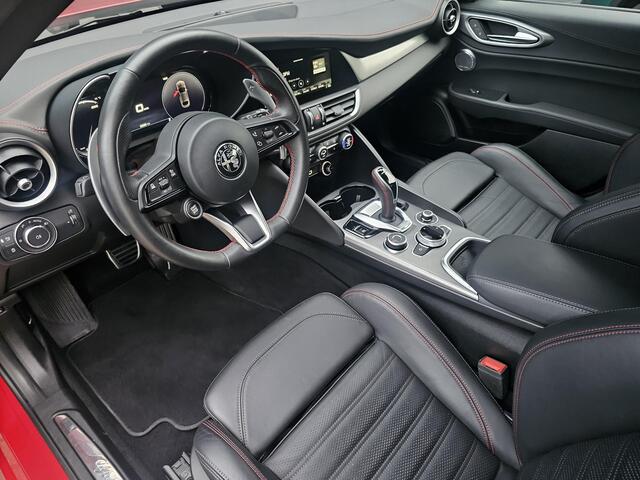 Alfa Romeo GIULIA 2.0 T GME AWD Competizione / CARPLAY / ADAPT. SCHOKBREKER /