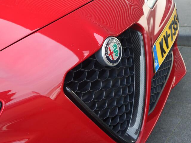 Alfa Romeo GIULIA 2.0T Super | Clima | Cruise | Multimedia/Navi | Leder | PDC + Camera |