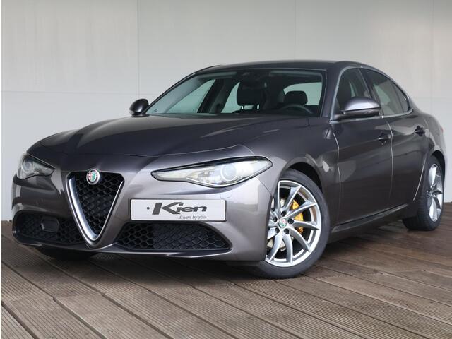 Alfa Romeo GIULIA 2.0T Super | Xenon | Navi | Clima | BTW |