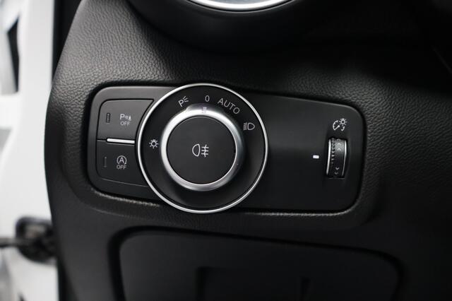 Alfa Romeo GIULIA 2.0T Super Automaat | Bi-Xenon | Carbon | Stoel/Stuurverwarming