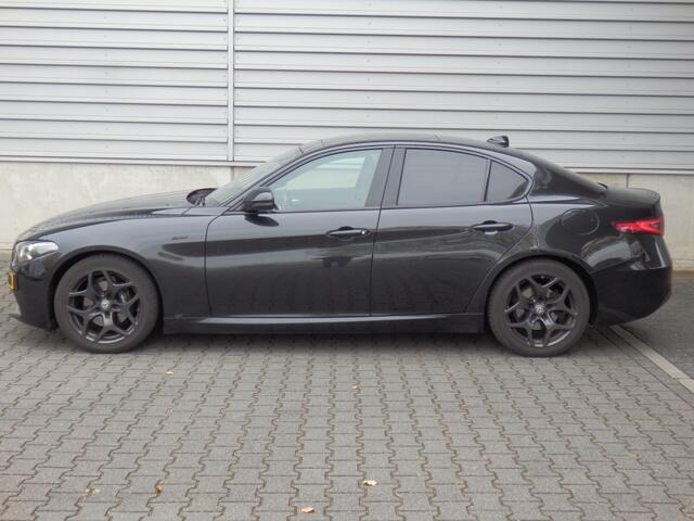 Alfa Romeo GIULIA 2.2 Sprint I Automaat I 240 pk* I Schuif/kantel dak I Adp. crui