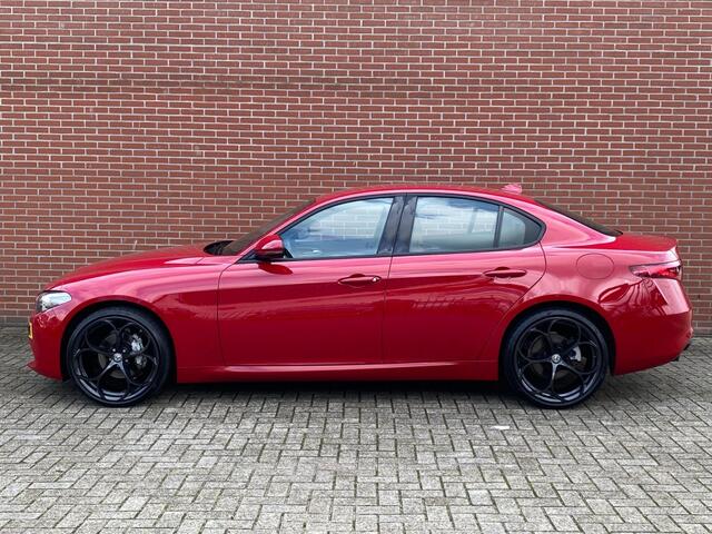 Alfa Romeo GIULIA 2.0T SUPER NAV ADAPT-CRUISE CARPLAY DAB 20INCH LMV