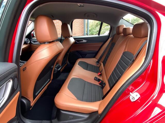 Alfa Romeo GIULIA 2.0T SUPER NAV ADAPT-CRUISE CARPLAY DAB 20INCH LMV