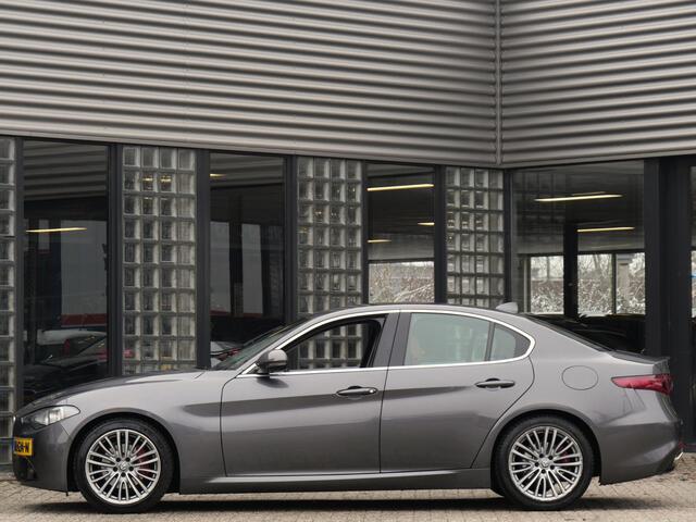 Alfa Romeo GIULIA 2.0T 200PK SUPER/ TABACCO LEDER/ AFN. TREKHAAK