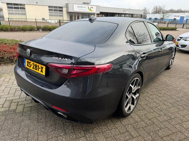Alfa Romeo GIULIA 2.0 Turbo 280PK Aut AWD Veloce Org.NL
