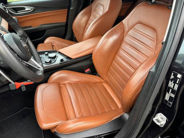 Alfa Romeo GIULIA 2.0 Turbo 280PK Aut AWD Veloce Org.NL