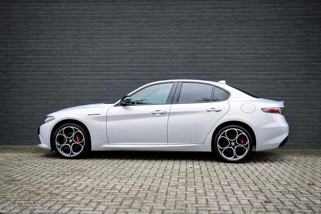 Alfa Romeo GIULIA 2.0 Competizione Q4 / H&K / CARPLAY / ADAPT. SCHOKBREK.