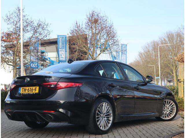 Alfa Romeo GIULIA 2.0T Super / Adaptive CC